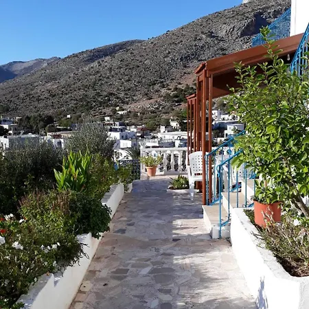 Manolis Guest house